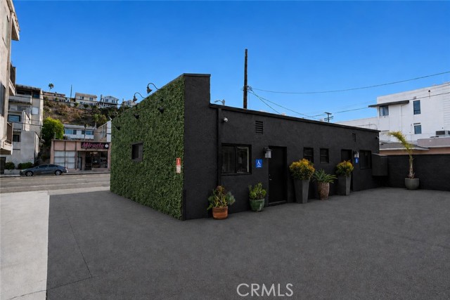  Commercial for Sale in Playa del Rey, California