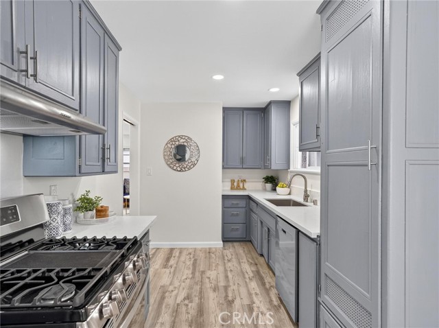 Image 16 of 43 For 3638 156th Street