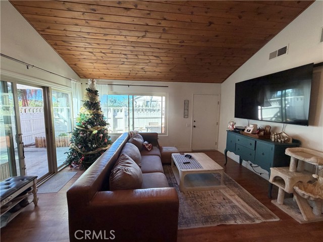 Front Image Thumbnail for CRPW25267867