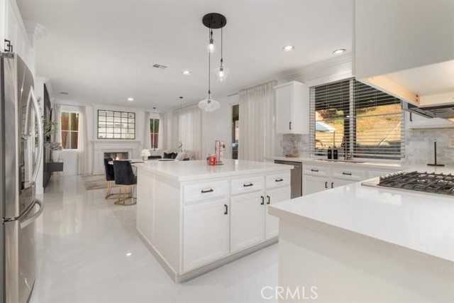 Detail Gallery Image 25 of 69 For 27569 Bottle Brush, Murrieta,  CA 92562 - 4 Beds | 2/1 Baths