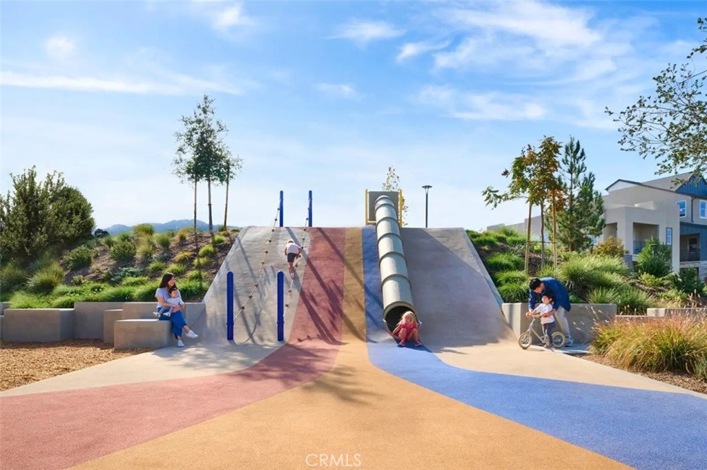 MLS #OC25238431 image #21