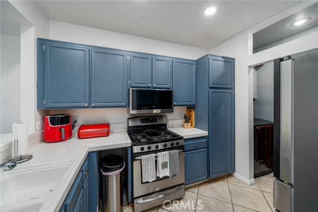 Detail Gallery Image 8 of 22 For 4512 Workman Mill Rd #221,  Whittier,  CA 90601 - 2 Beds | 2 Baths