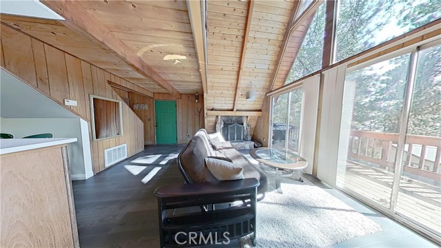 31450 Ocean View Drive, Running Springs CA: https://media.crmls.org/medias/eafce0ff-934a-46ec-85ef-adf515b84520.jpg