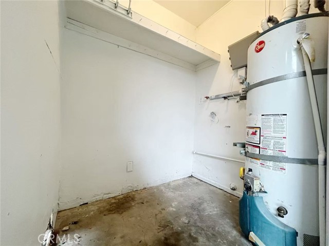 1016 W El Morado Court, Ontario CA: https://media.crmls.org/medias/eafd4dfd-894c-44c4-9f32-82832eae1d1c.jpg