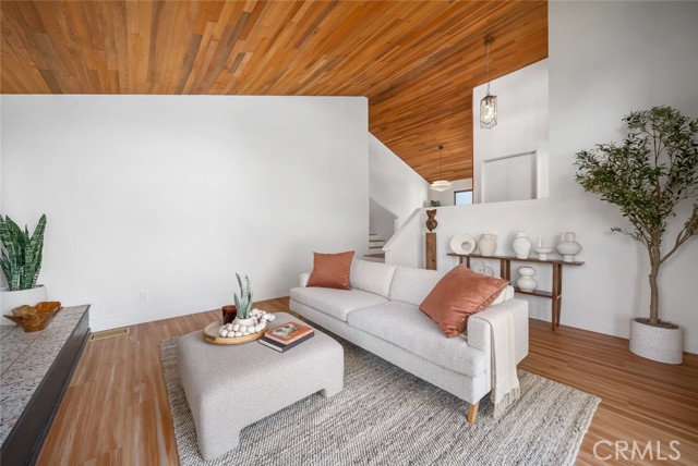 Detail Gallery Image 8 of 43 For 775 Huntington, Cambria,  CA 93428 - 2 Beds | 2 Baths