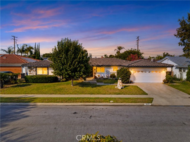 Front Image Thumbnail for CRDW26186214