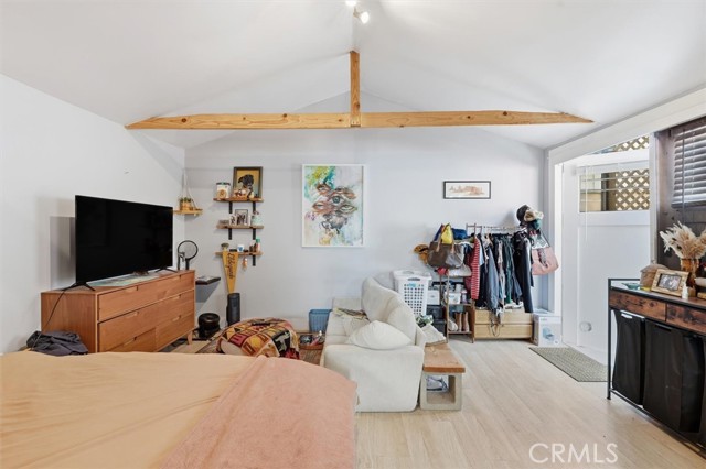 Detail Gallery Image 32 of 35 For 222 S Broadway, Redondo Beach,  CA 90277 - 2 Beds | 1 Baths