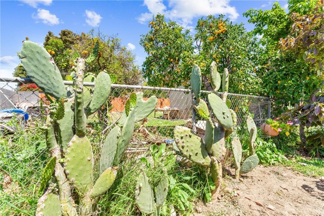Detail Gallery Image 27 of 27 For 2414 W 6th Street, Santa Ana,  CA 92703 - 3 Beds | 1 Baths