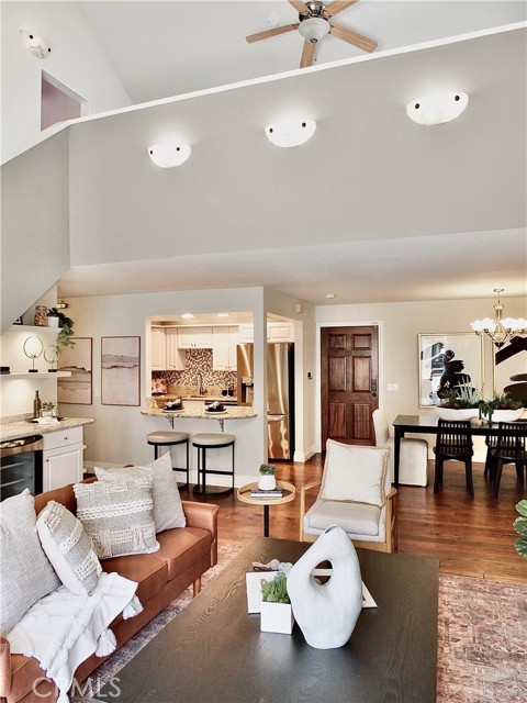 4138 E Mendez Street, Long Beach CA: https://media.crmls.org/medias/eb0043ab-ed79-4fb3-a0c2-9a772dd01f91.jpg