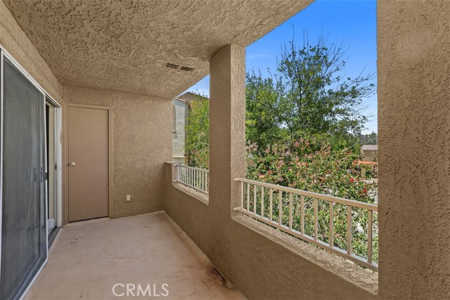 2400 San Gabriel Way, Corona CA: https://media.crmls.org/medias/eb00594a-6434-45c5-a59e-9516dddab83a.jpg