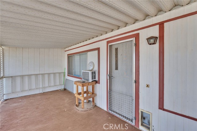 11414 Serra Rd, Apple Valley CA: https://media.crmls.org/medias/eb007a24-67f3-40ed-b210-ddb61c28fe47.jpg