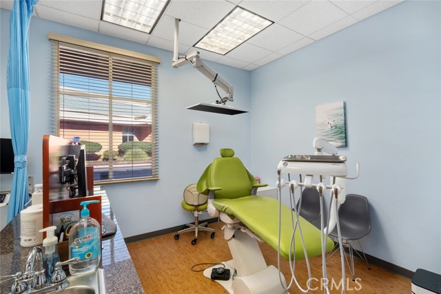 106 Gateway Center Drive, Paso Robles, California 93446, ,Commercial Lease,For Rent,106 Gateway Center Drive,CRNS25069938