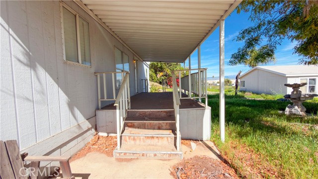 Detail Gallery Image 2 of 28 For 18420 Decker, Perris,  CA 92570 - 2 Beds | 2 Baths