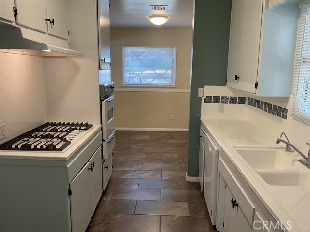 Detail Gallery Image 5 of 21 For 7570 Delaware St, Riverside,  CA 92504 - 3 Beds | 2 Baths