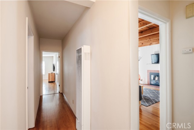 757 35th Street, Manhattan Beach, California 90266, 4 Bedrooms Bedrooms, ,2 BathroomsBathrooms,Residential,Sold,35th,SB21206332