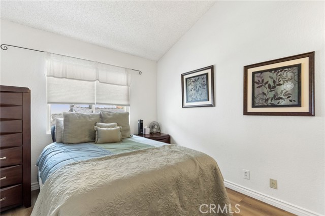 Detail Gallery Image 15 of 22 For 423 Carnation Ave #1/2,  Corona Del Mar,  CA 92625 - 2 Beds | 2 Baths