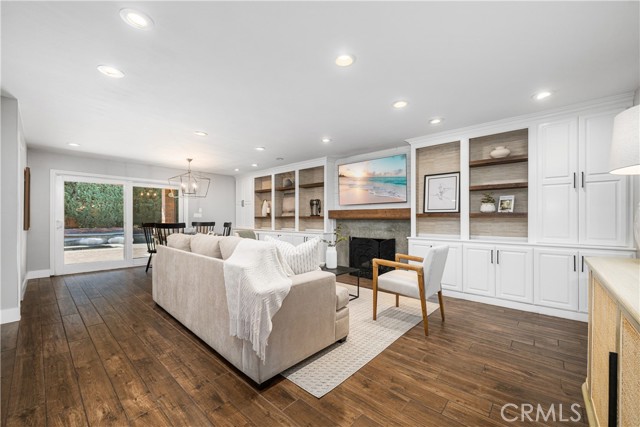 Detail Gallery Image 5 of 74 For 7926 E Garner, Long Beach,  CA 90808 - 4 Beds | 2/1 Baths