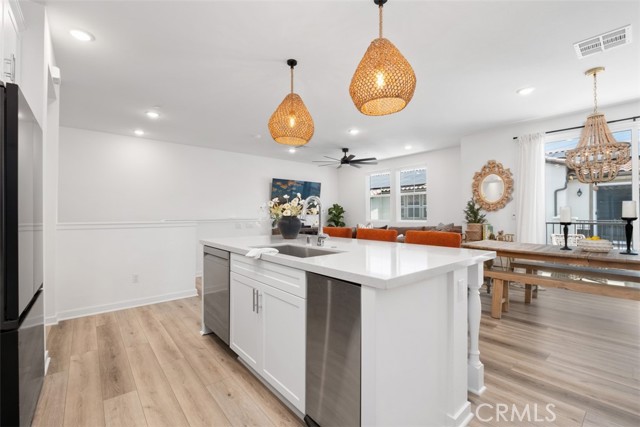 Image 15 of 51 For 242 Niebla Ln