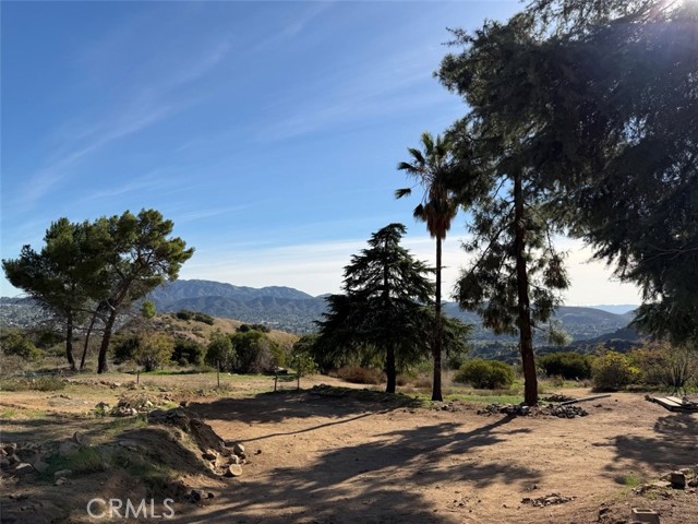 Detail Gallery Image 2 of 17 For 12159 Oro Vista Ave, Sun Valley,  CA 91040 - – Beds | – Baths