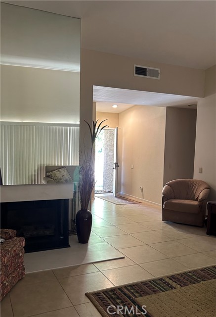 Image 6 of 30 For 1435 Tiffany