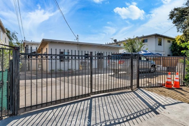 Image 2 for 6828 Morella Ave, North Hollywood, CA 91605