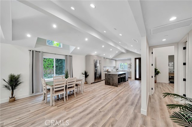 Detail Gallery Image 16 of 54 For 6743 Colgate Ave, Los Angeles,  CA 90048 - 4 Beds | 3/1 Baths