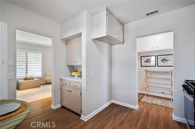 1414 W 13th Street, San Pedro CA: https://media.crmls.org/medias/eb06d919-0f7a-4844-9baf-24a9f9d82d3a.jpg