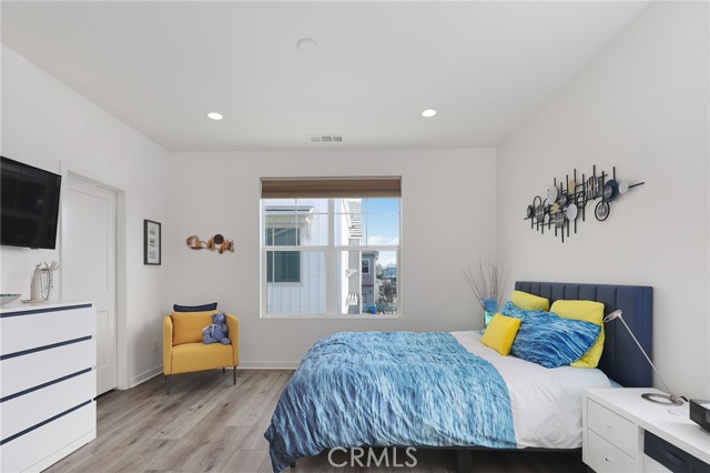 Detail Gallery Image 21 of 36 For 111 Red Brick Dr #1,  Simi Valley,  CA 93065 - 3 Beds | 2/1 Baths