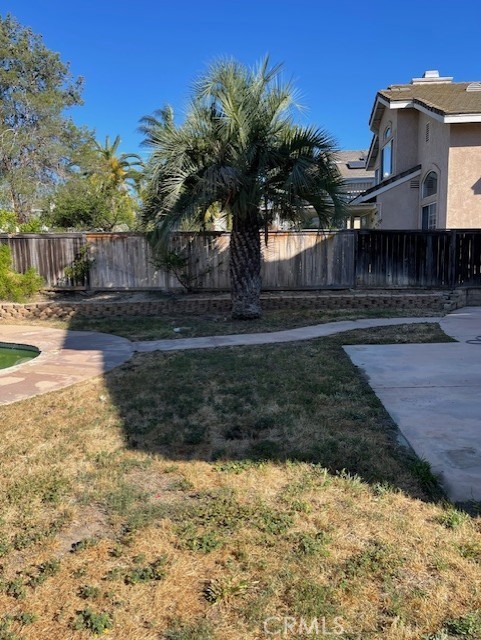 Detail Gallery Image 10 of 10 For 31990 via Cordoba, Temecula,  CA 92592 - 4 Beds | 2/1 Baths