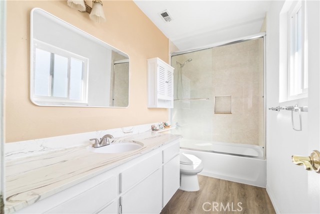 Detail Gallery Image 32 of 37 For 1517 237th, Harbor City,  CA 90710 - 4 Beds | 3 Baths