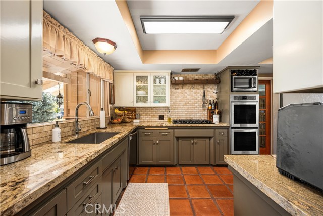 Detail Gallery Image 18 of 46 For 1431 La Colina Dr, Tustin,  CA 92780 - 3 Beds | 2 Baths