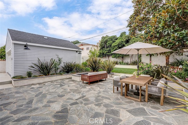 Detail Gallery Image 38 of 52 For 825 Center, El Segundo,  CA 90245 - 4 Beds | 3 Baths