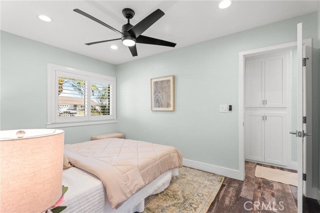 Detail Gallery Image 12 of 42 For 9662 Woodlawn Dr, Huntington Beach,  CA 92646 - 3 Beds | 2 Baths