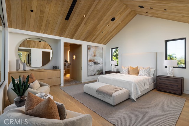 Detail Gallery Image 21 of 48 For 2100 Windward Ln, Newport Beach,  CA 92660 - 5 Beds | 5/3 Baths