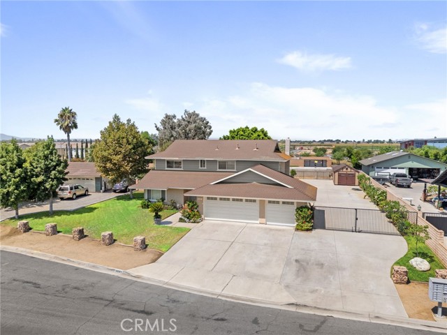 Detail Gallery Image 42 of 46 For 5337 Sulphur Dr, Jurupa Valley,  CA 91752 - 4 Beds | 2/1 Baths