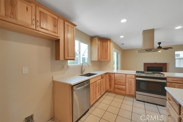 Detail Gallery Image 18 of 75 For 32 Glenshire Ln, Chico,  CA 95973 - 3 Beds | 2/1 Baths