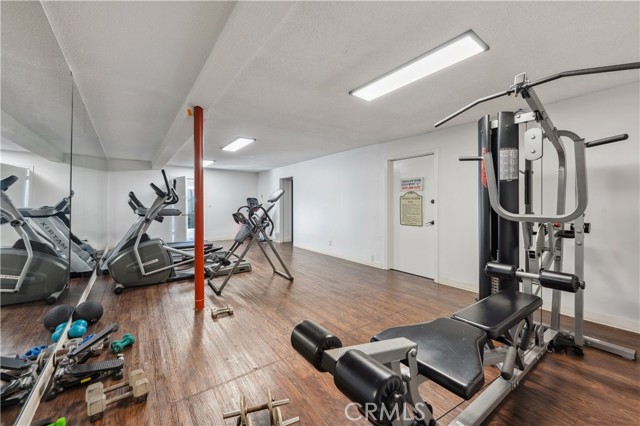 Detail Gallery Image 7 of 28 For 3649 Emerald St #210,  Torrance,  CA 90503 - 1 Beds | 1 Baths