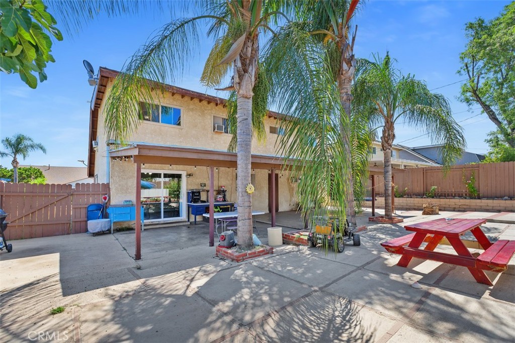 MLS #OC25201281 image #23