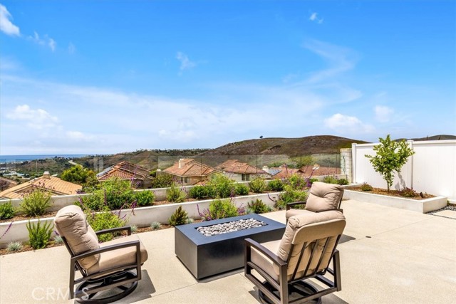 15 Segovia, San Clemente CA: https://media.crmls.org/medias/eb0f52d5-a0fc-4992-b777-b68befa9225e.jpg