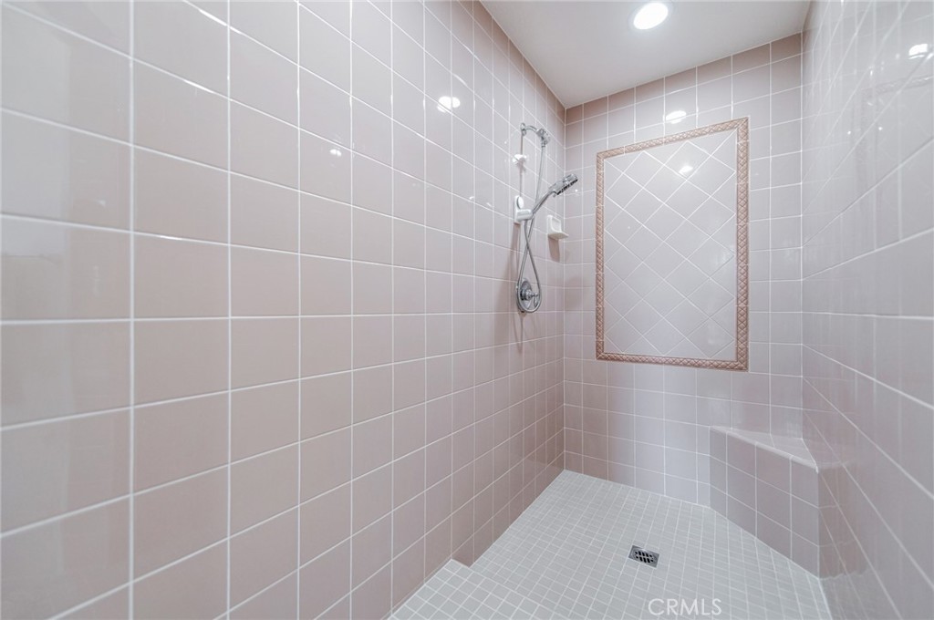 MLS #OC26159980 image #31