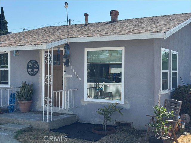Detail Gallery Image 1 of 1 For 14909 Mansel Ave, Lawndale,  CA 90260 - 3 Beds | 2 Baths