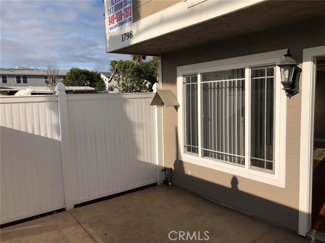 Detail Gallery Image 4 of 38 For 1798 Pomona Ave #2,  Costa Mesa,  CA 92627 - 2 Beds | 1 Baths