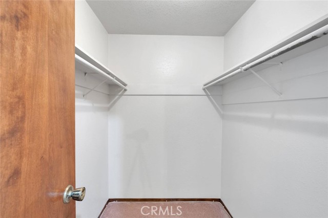 27580 Linda Vista Road, Barstow CA: https://media.crmls.org/medias/eb122b61-512c-48b7-98bf-6064f87918de.jpg
