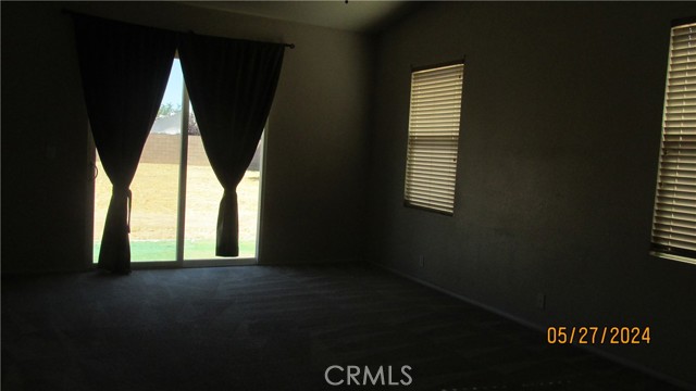 Detail Gallery Image 17 of 25 For 21280 Merlot Ln, Apple Valley,  CA 92308 - 4 Beds | 2 Baths