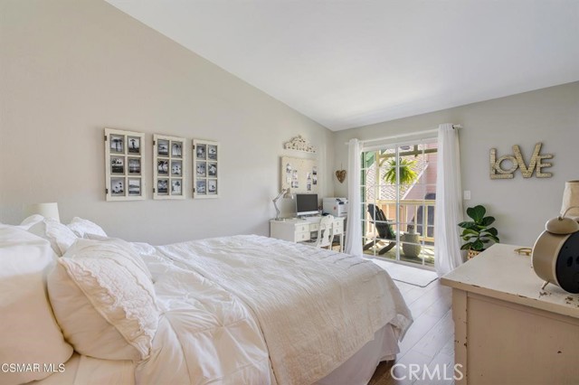 Detail Gallery Image 15 of 23 For 1948 Rory Ln #4,  Simi Valley,  CA 93063 - 3 Beds | 2/1 Baths