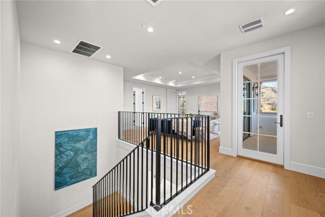 Image 16 of 39 For 9 Nathaniel Terrace