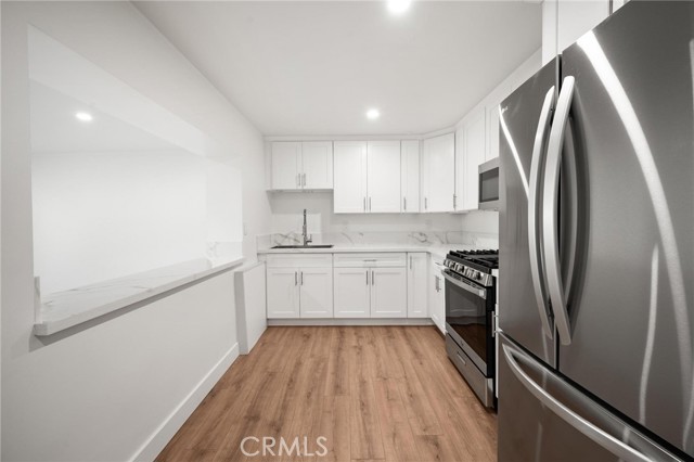 Detail Gallery Image 21 of 35 For 8246 Woodshill Trl, Los Angeles,  CA 90069 - 5 Beds | 5 Baths