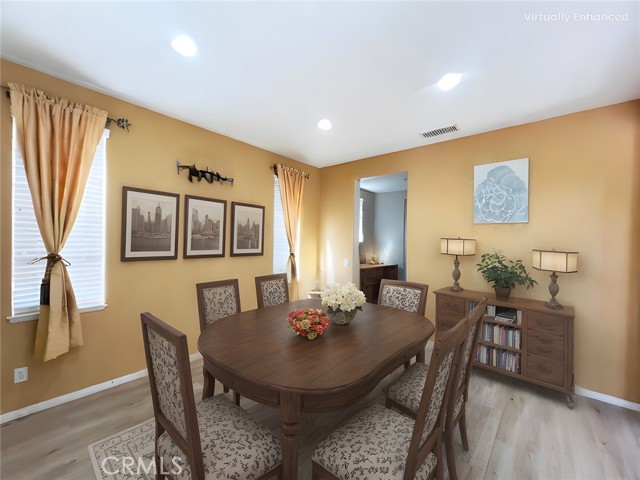 Detail Gallery Image 4 of 42 For 17231 Greentree Dr, Riverside,  CA 92503 - 5 Beds | 4 Baths