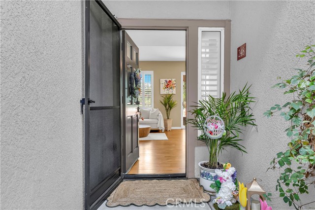 Detail Gallery Image 2 of 33 For 248 California Ct, Mission Viejo,  CA 92692 - 2 Beds | 2 Baths