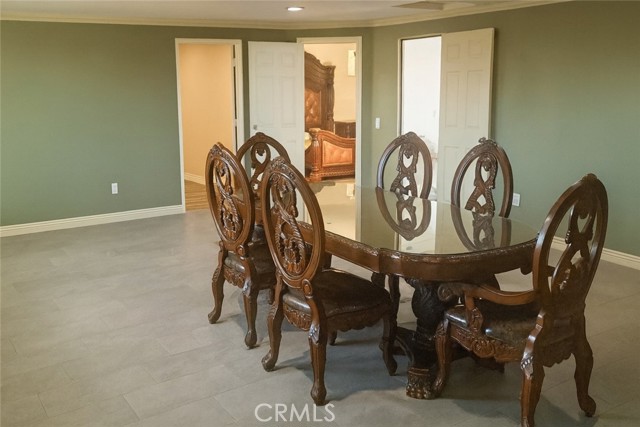 Detail Gallery Image 4 of 20 For 12255 Mesquite, Oak Hills,  CA 92344 - 2 Beds | 1 Baths